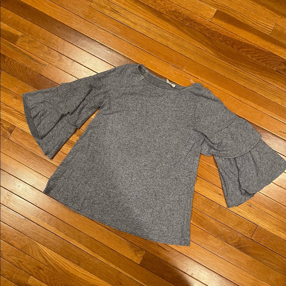 Bell sleeve Boutique Top